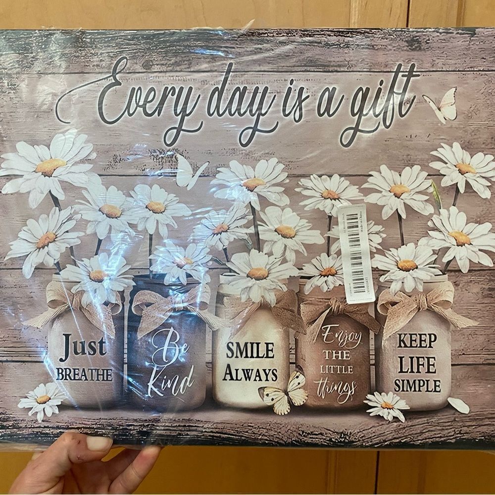 Decorative Wall Art with Daisies and Inspirational Quotes